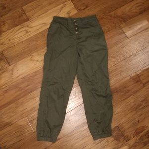 Adorable linen pants!!!